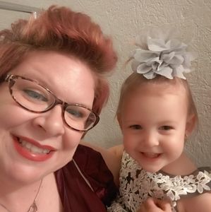 Meet your Posher, Mckenzie